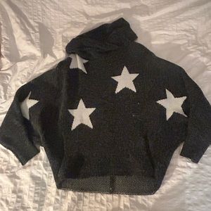 Entro turtle neck sweater size small